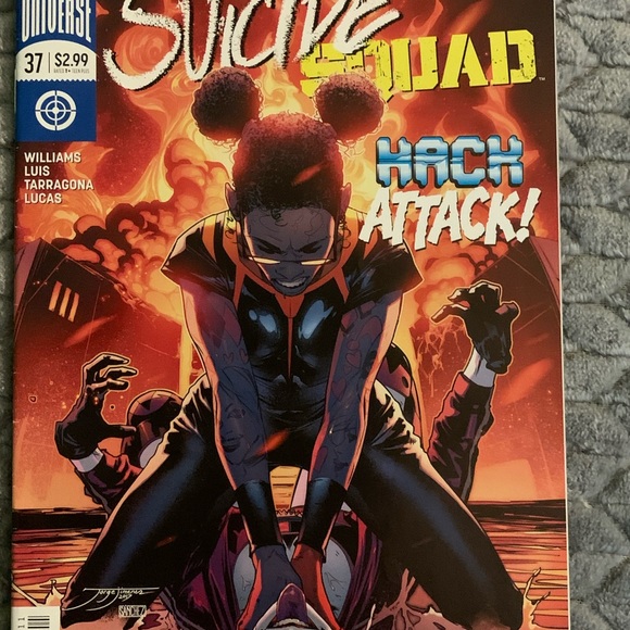 DC COMICS - Picture 3 of 3